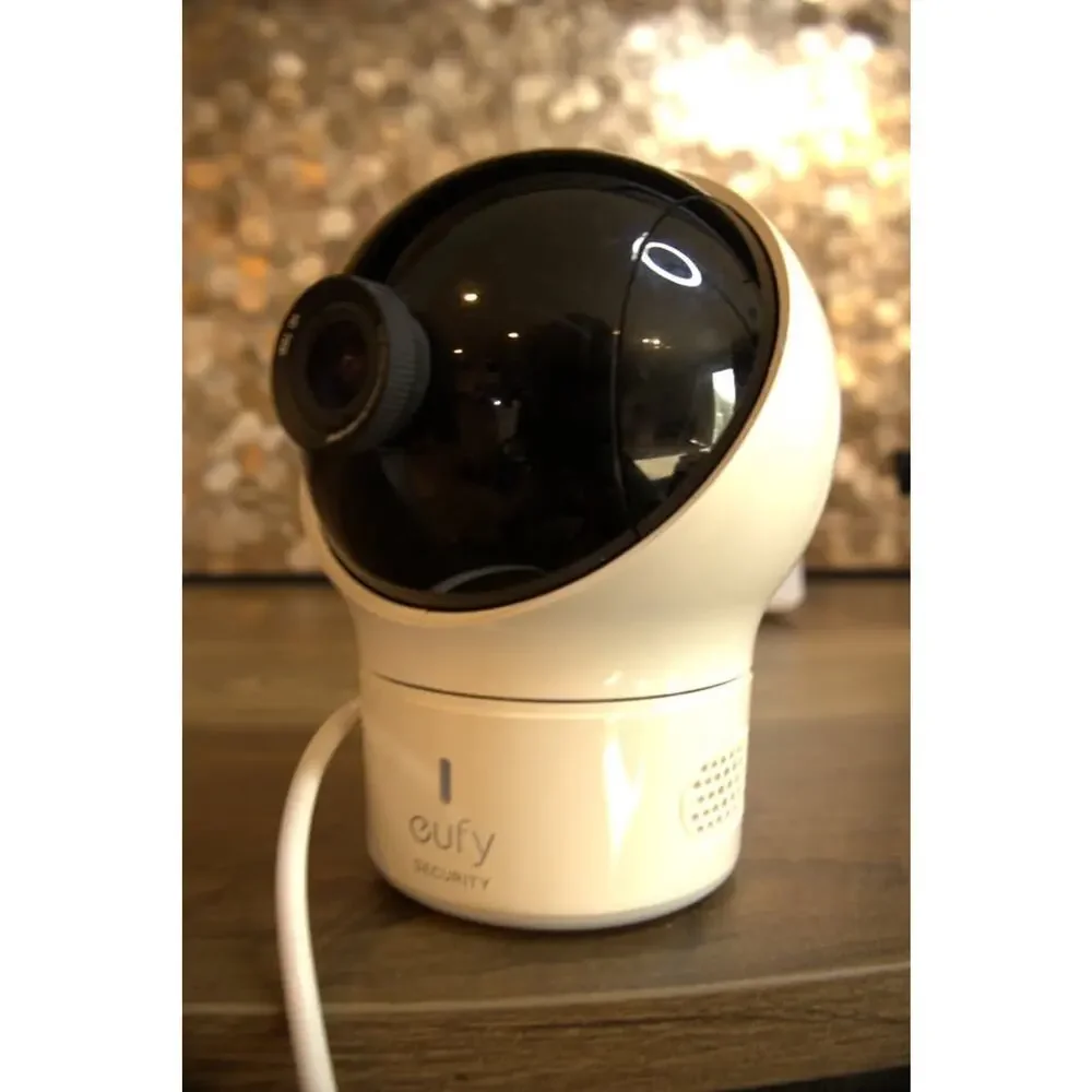 eufy Security Baby Monitor + 2 Cameras.